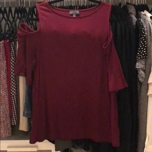 Limited maroon top